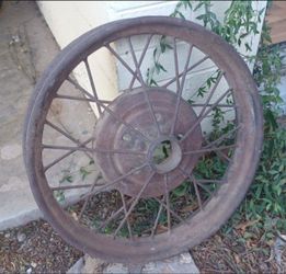1930s MODEL A WHEEL.