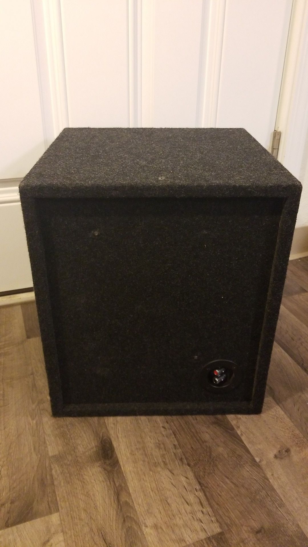 Subwoofer box 12"