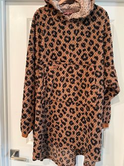 Simply Southern poncho/wearable throw