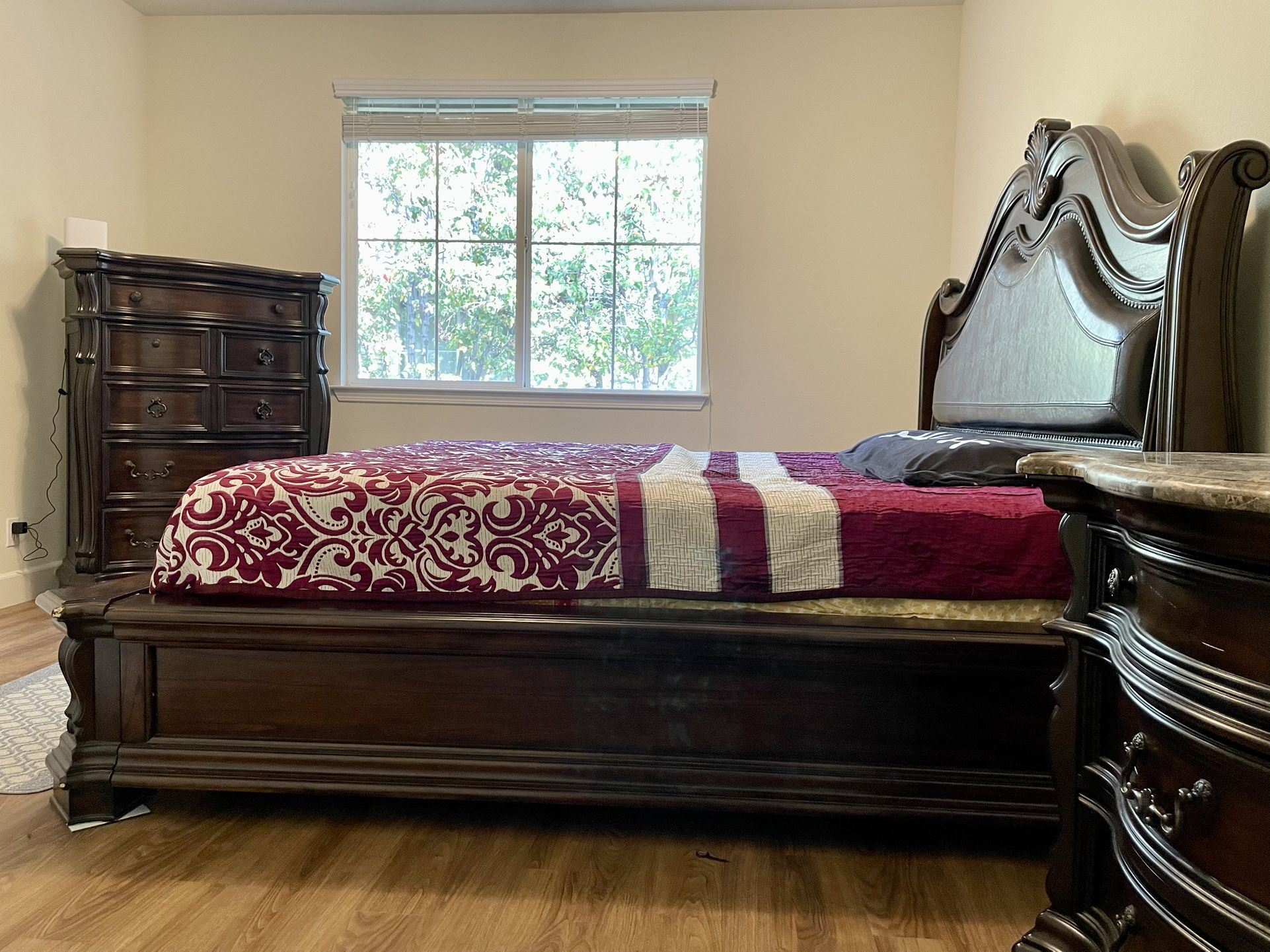 Havertys Villa Sonoma Collection - Bed, Knightstand And Chest - 60% Off