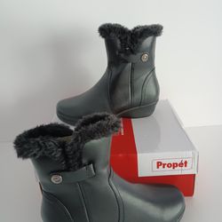 New Women's Boots Size 7.5XX(4E) Or 7.5 Extra Extra Wide 