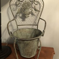 Chair Flower Pot/Planter/ Container $25( Firm)