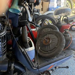 Brand New Electric Scooters Never Used 