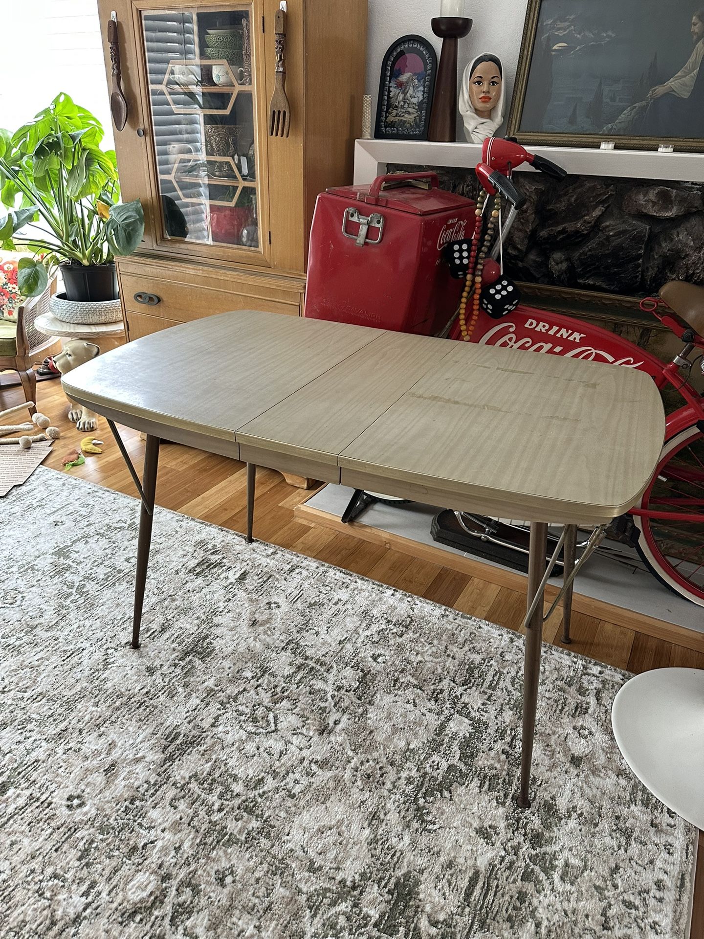 Vintage Dining Table Not Formica Doesn’t Fold