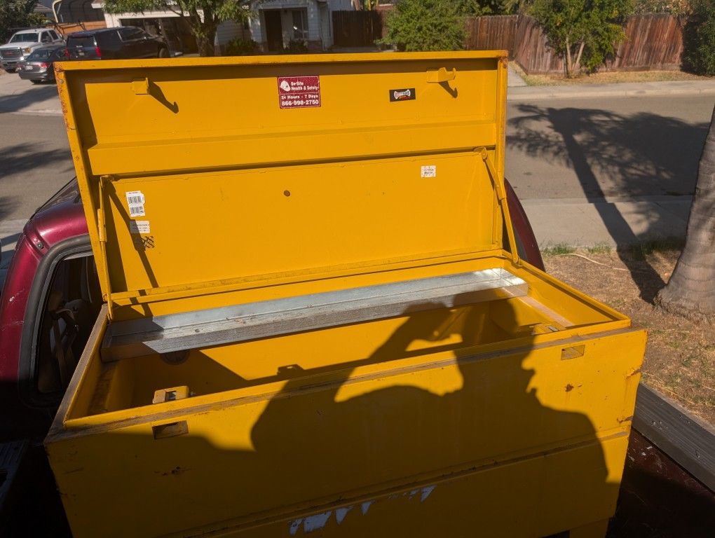 48 In Job Box Toolbox Upgraded With Industrial Casters 