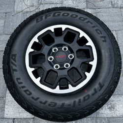 New Unused 2024 Toyota Tacoma TRD Off-Road OEM Wheels
