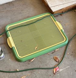 Puppy pad tray