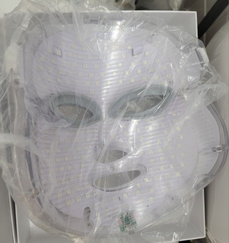 Light Therapy Mask