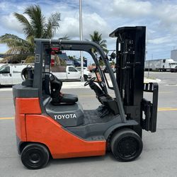 Forklift Toyota 