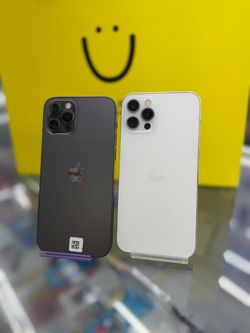 Apple iPhone 12 Pro – Space Gray & Silver