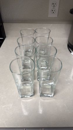 Set of 8 Clear Glass Drinking Glasses