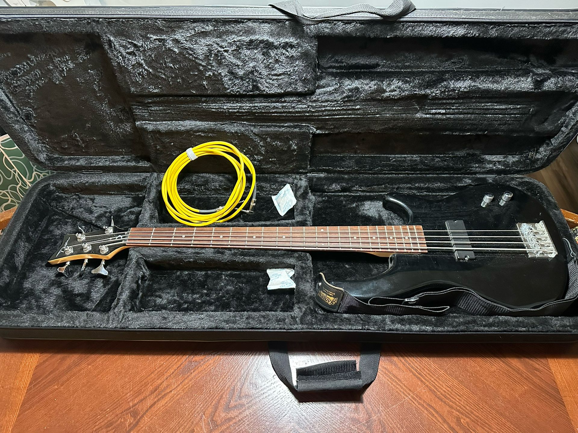 5-String bass guitar
