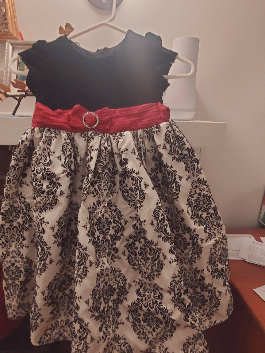 Adorable Girls Christmas Holiday Dress, 5, EUC