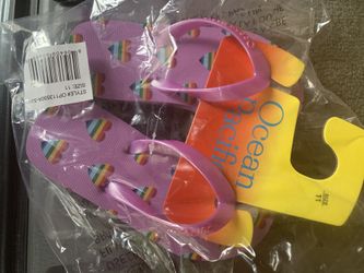 Sandalias de niña