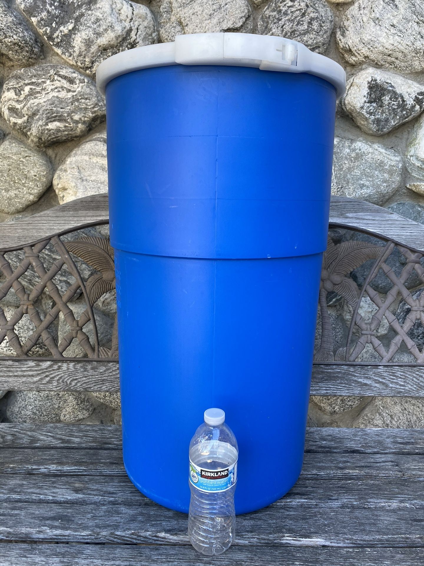 Container