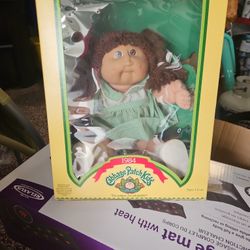 1984 Cabbage Patch Kids Doll, Original Box
