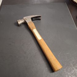 Heavy Duty Wood Handle Claw Hammer 26 OZ Including Handle 13" Long - In Excellent Condition 