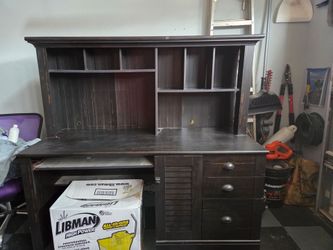 Wood desk