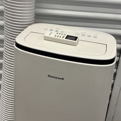 14000 BTU Air Conditioner Honeywell 