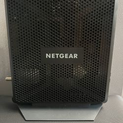 NETGEAR Nighthawk Modem 