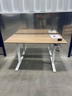 BrandNew! 47’’ Adjustable Standing Desk - Phoenix Delivery