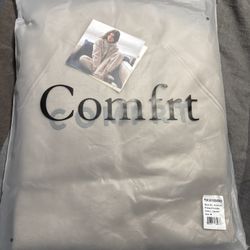 NEW Size Medium COMFRT Hoodie