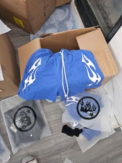 HELLSTAR SHIRTS/SHORTS