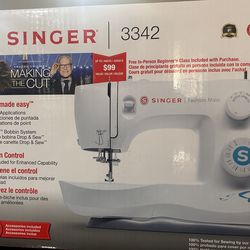 Singer sewing machine — new #3342