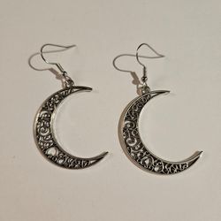 Moon earrings