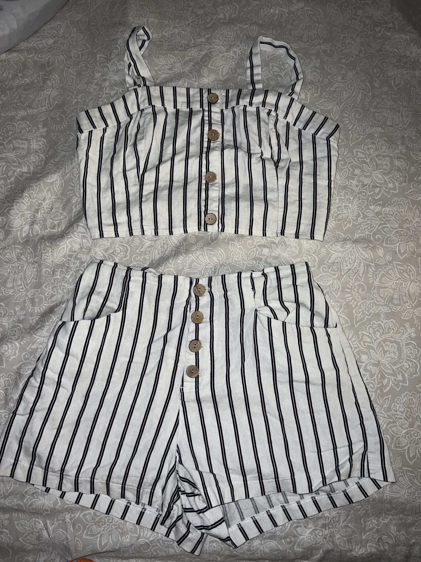 2 Piece Super Comfortable Only Worn Two Times! 