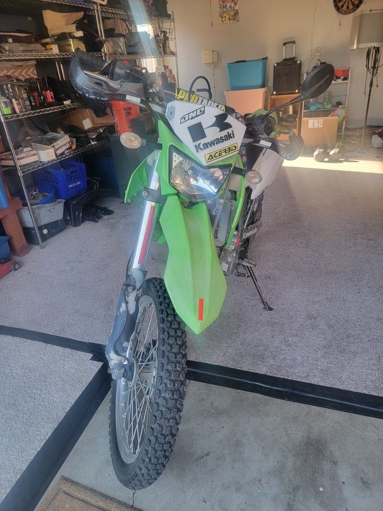 2009 Kawasaki cross motor 450 año 2009 Moto