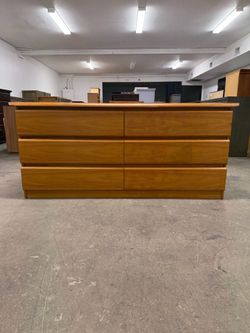 Vintage 6 Drawer Dresser with Jewelry Drawer