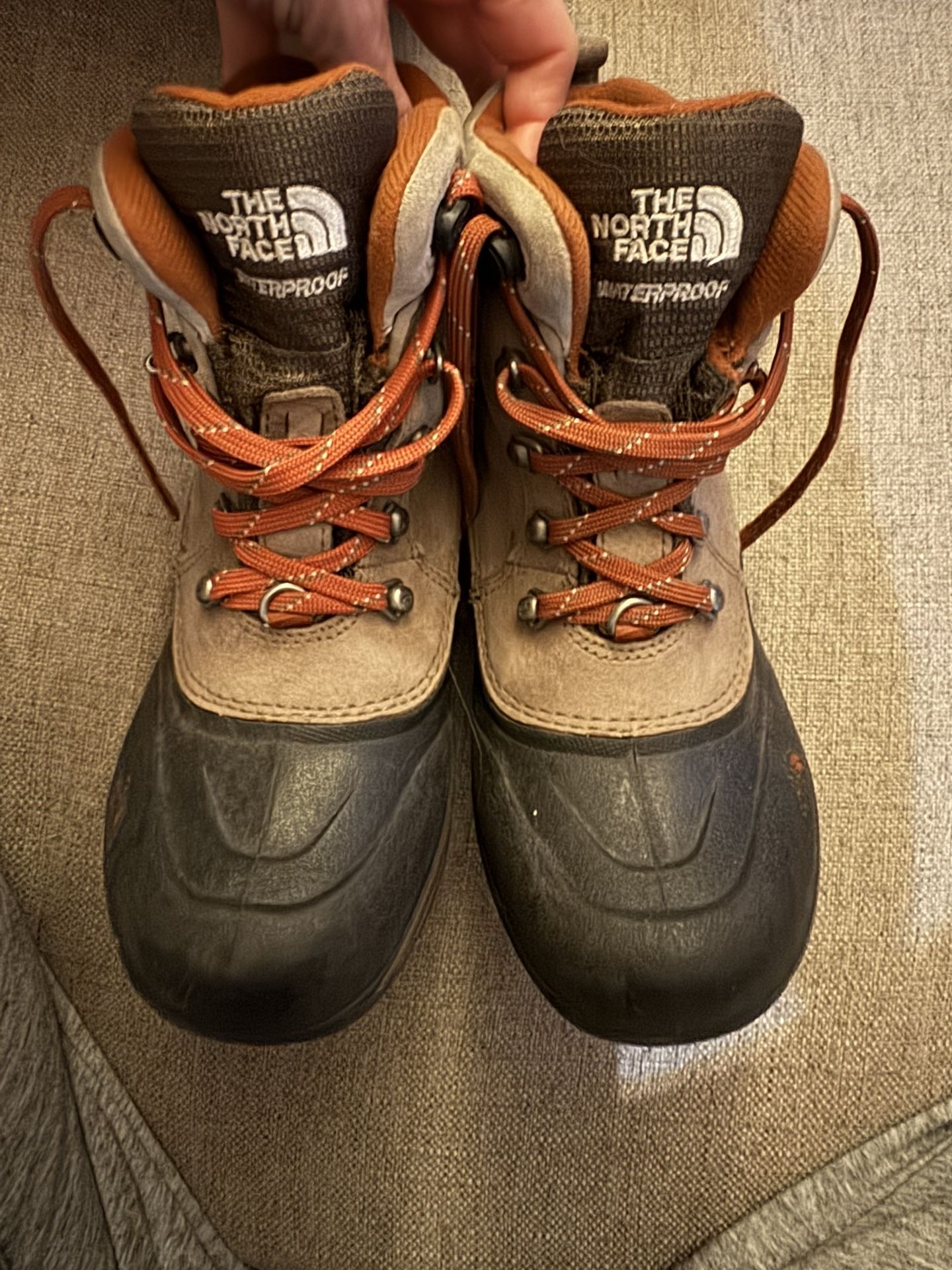 The Northface Youth Size 2 Boots