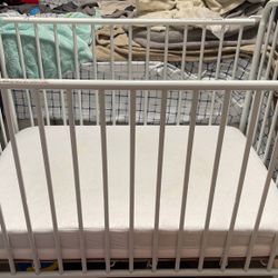 Foldable Baby Crib