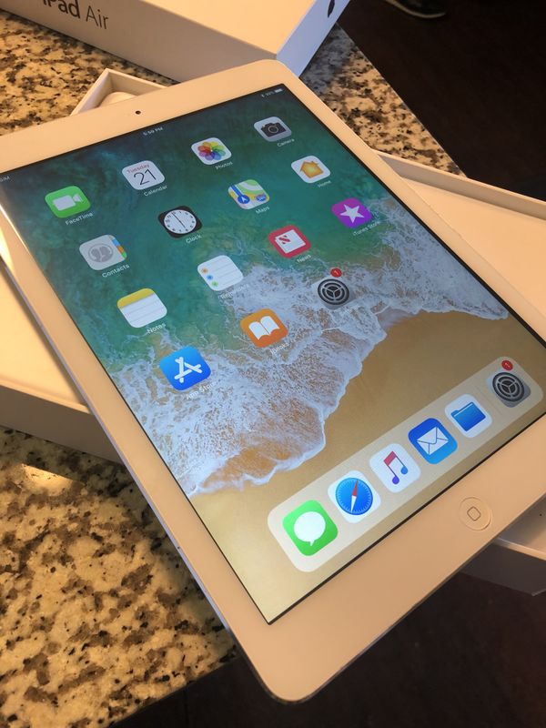 IPAD AIR 128GB FACTORY UNLOCKED TMOBILE / ATT for Sale in Austin, TX