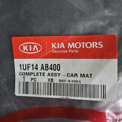 Brand new KIA Sorento car mats.