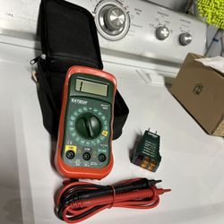 EXTECH MINITEC MN24 Multimeter 