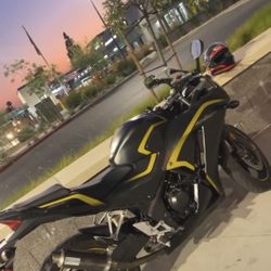 2015 Honda CBR