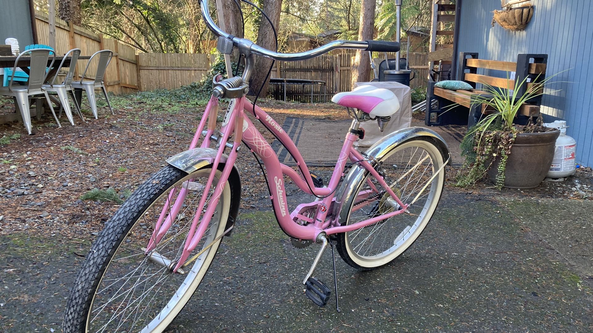 schwinn roxie bike