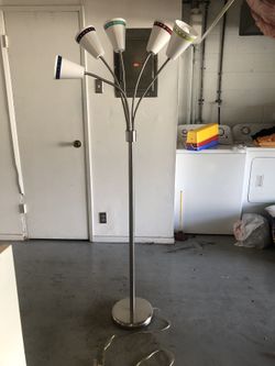Floor lamp