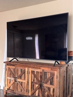 Samsung 76” TV