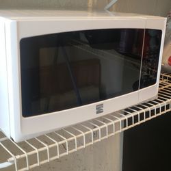 Counter Top Microwave Oven