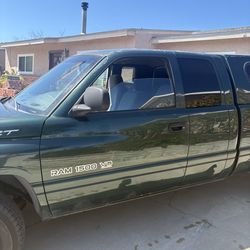 2000 Dodge Ram Sport