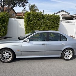 1997 BMW 540i Sedan - 6 Speed Manual