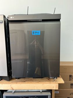 LG 24inch. Black Stainless Top Control Dishwasher