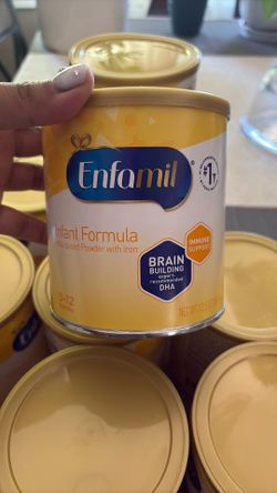 I’m selling 9 cans of baby formula enfamil new