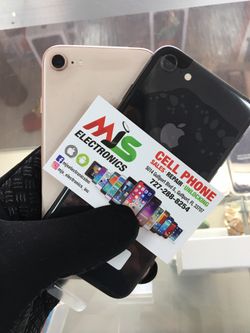 IPHONE 8 64GB UNLOCKED