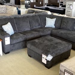 Altari 2pc Sectional with Chaise