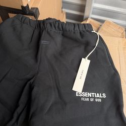 Fear of God Essentials shots SS25