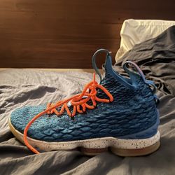 Nike LeBron James 15 Basketball Shoes 